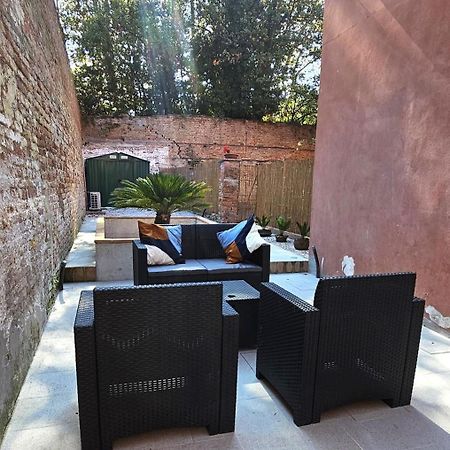 Small Villa With Private Garden Venedig Exterior foto